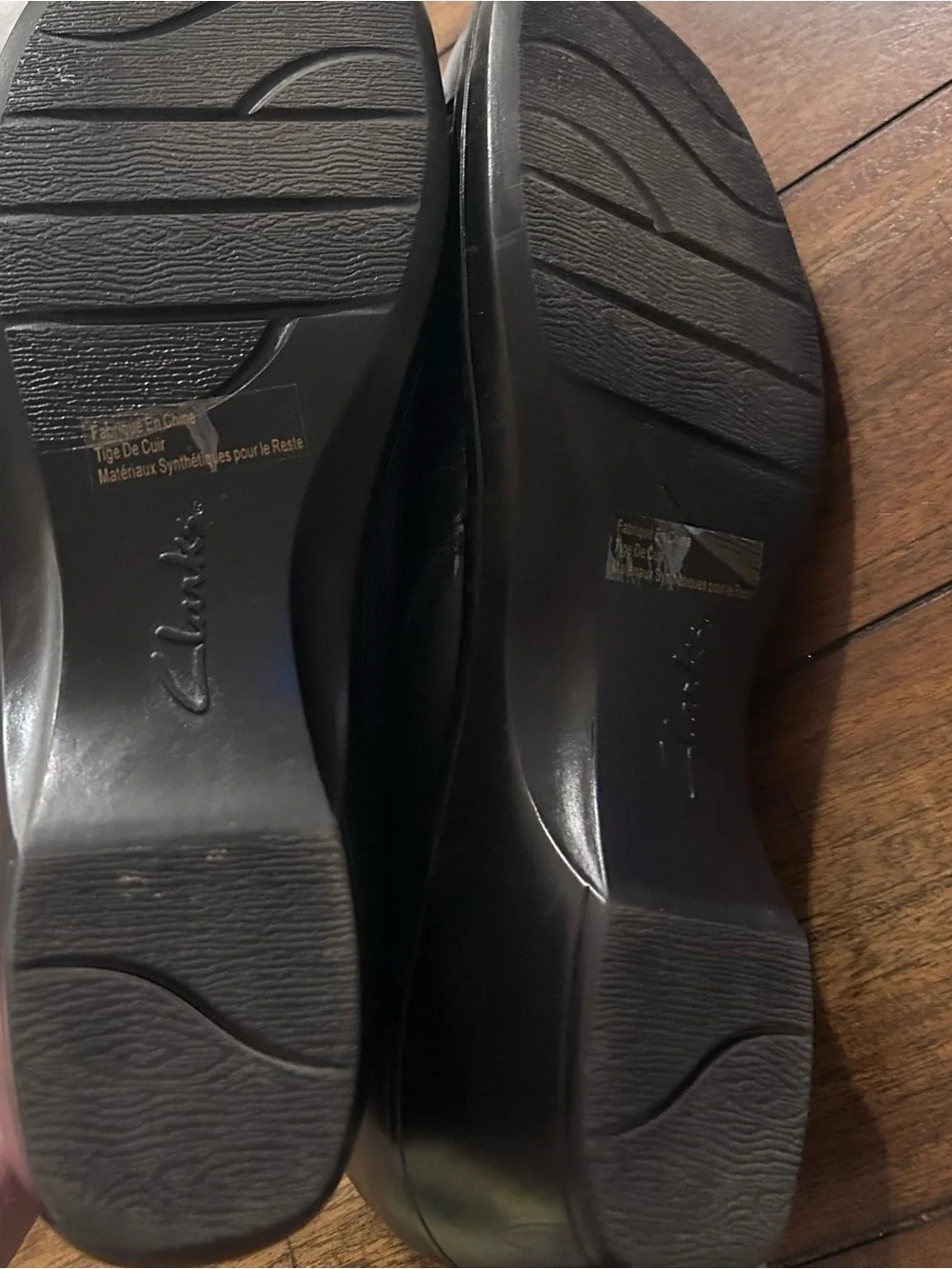Clarks Bendables Black Leather Shoes Size 9.5 New without Tags